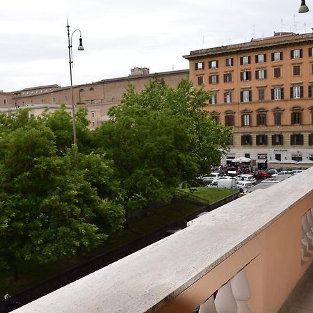 Apartmán Un Caffe Sul Balcone 1 Řím Pokoj fotografie